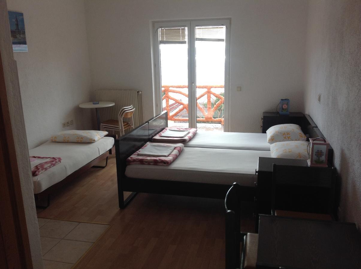 Katarina Apartments And Rooms 시비느 크름포트스키 객실 사진